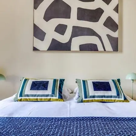 La Fleur Du Bosquet - Sumptuous- Eiffel Tower View Apartment *