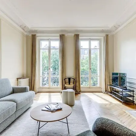La Fleur Du Bosquet - Sumptuous- Eiffel Tower View Apartment Paris