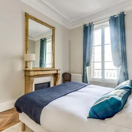 La Fleur Du Bosquet - Sumptuous- Eiffel Tower View Appartement *